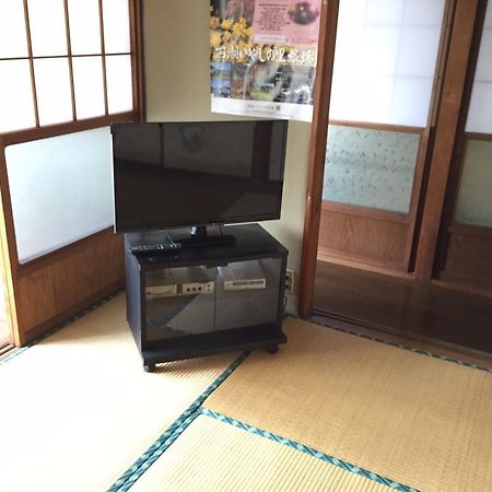Hôtel Momoya Lake Saiko à Fujikawaguchiko Extérieur photo