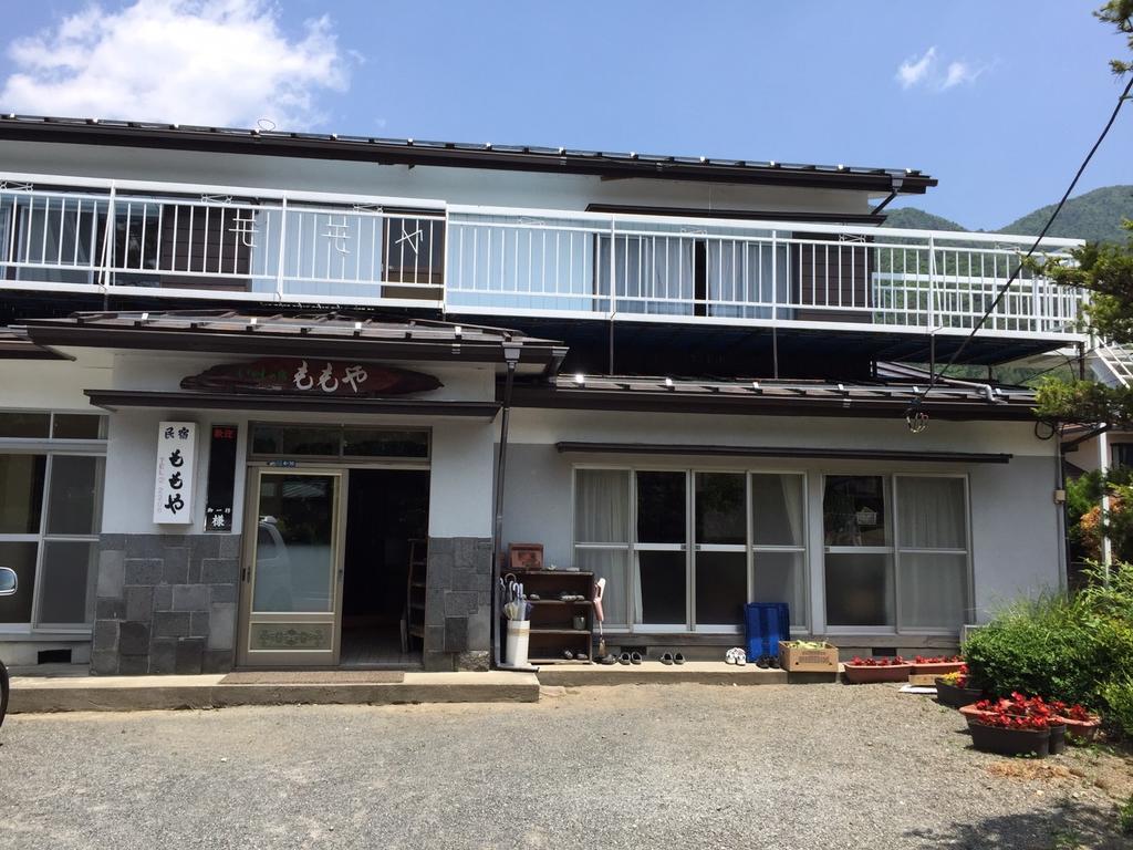 Hôtel Momoya Lake Saiko à Fujikawaguchiko Extérieur photo